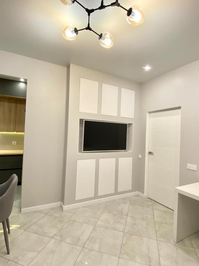 Vip Apartment In Odessa Exteriör bild